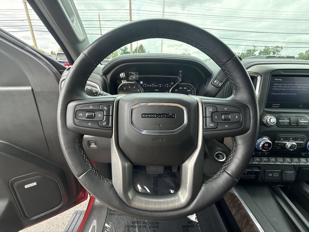 Used 2022 GMC Sierra 1500 Denali w/ Denali Premium Package AWD/4WD image 14
