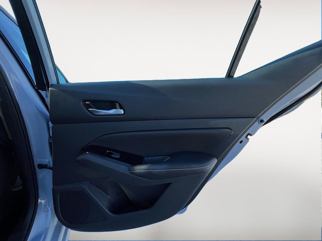 Certified 2024 Nissan Altima 2.5 SR w/ SR Premium Package image 32