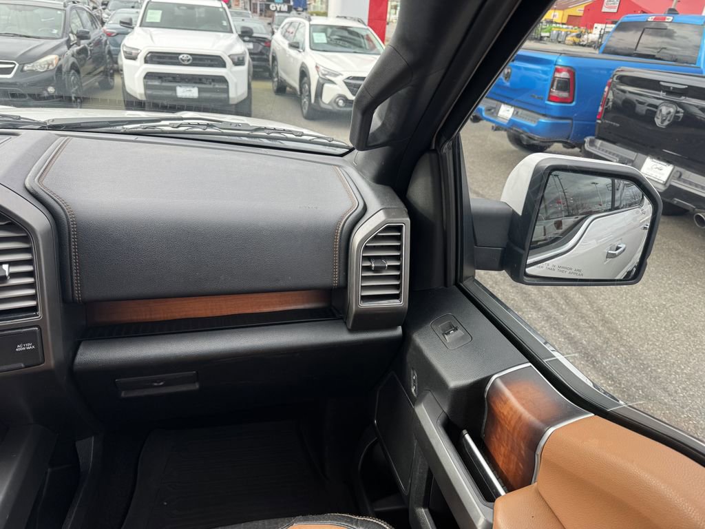 Used 2017 Ford F150 Limited image 11