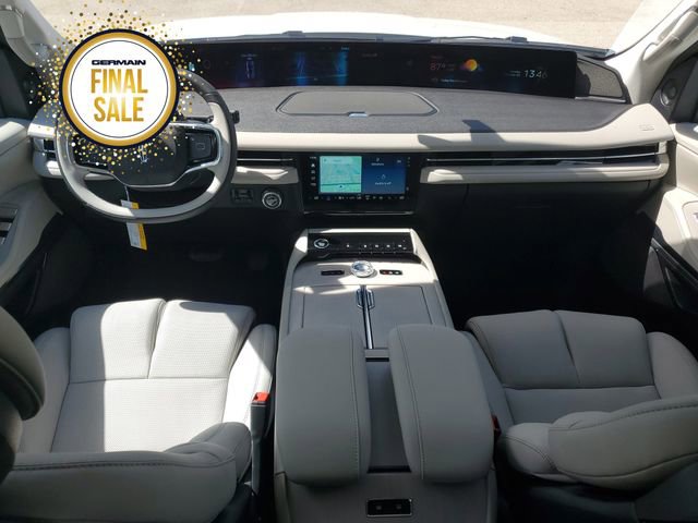 New 2025 Lincoln Navigator Reserve image 15