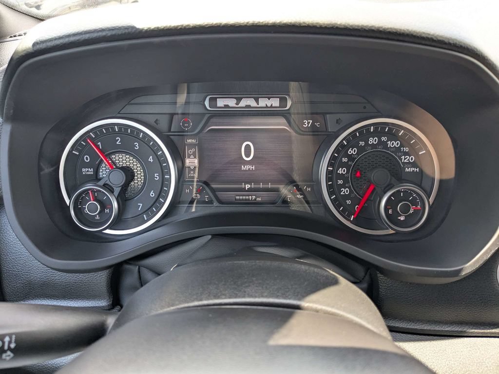 New 2026 RAM 1500 Express AWD/4WD image 26