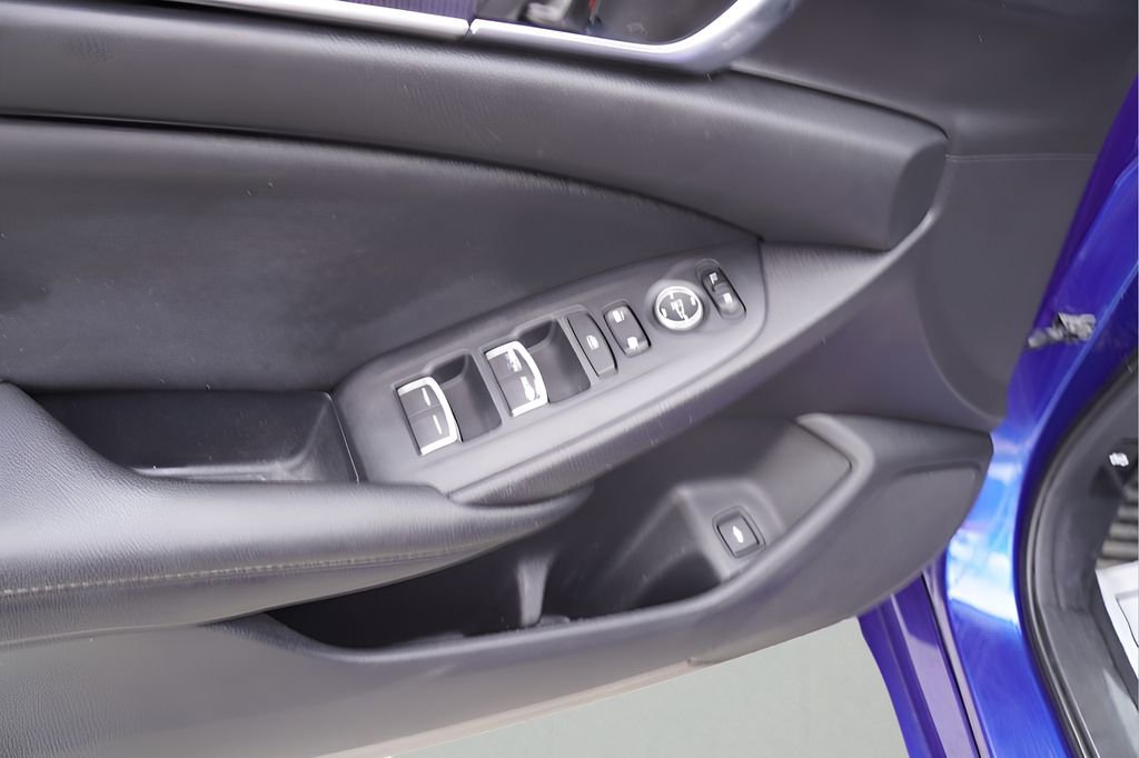 Used 2019 Honda Accord Sport image 15