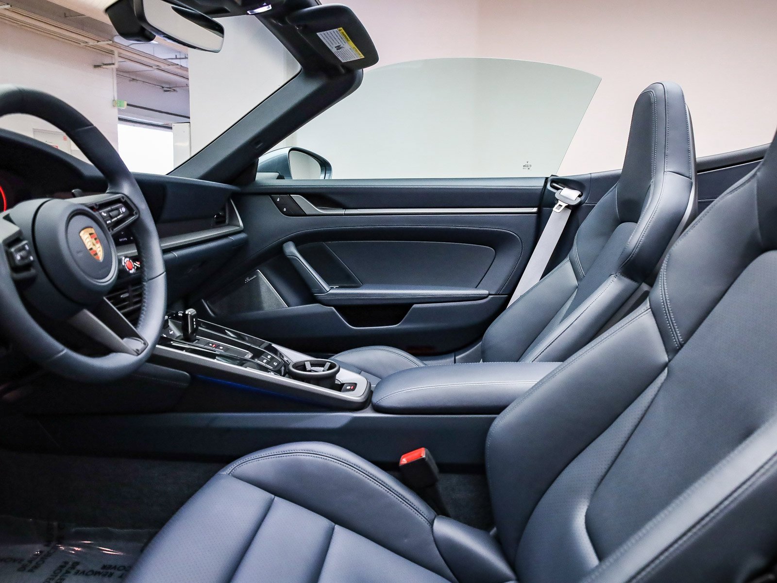 Used 2025 Porsche 911 Carrera image 17