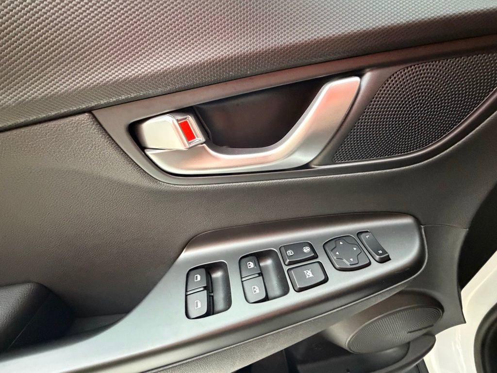 Used 2023 Hyundai Kona Limited w/ Cargo Package image 28