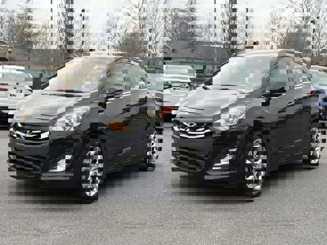 Used 2014 Hyundai Elantra GT w/ Option Group 03 image 4