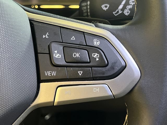 Certified 2024 Volkswagen Atlas Cross Sport SE FWD image 22