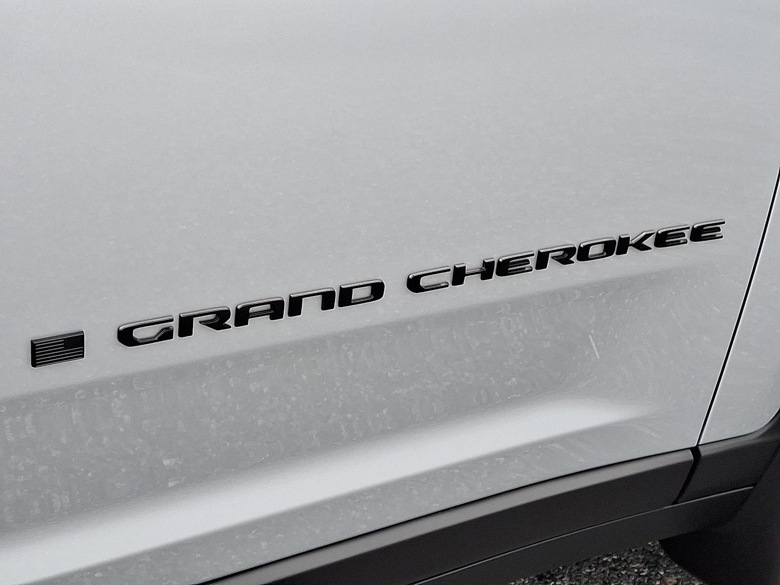 New 2025 Jeep Grand Cherokee Limited w/ Luxury Tech Group II AWD/4WD image 12