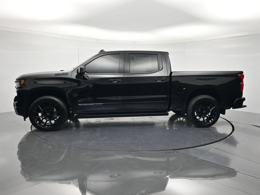 Used 2026 Chevrolet Silverado 1500 High Country w/ Midnight Edition AWD/4WD image 8