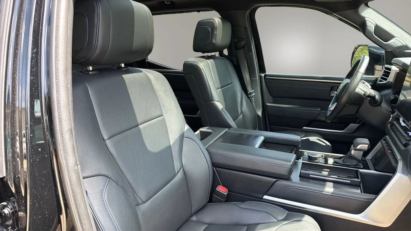 Used 2023 Toyota Tundra Platinum AWD/4WD image 33