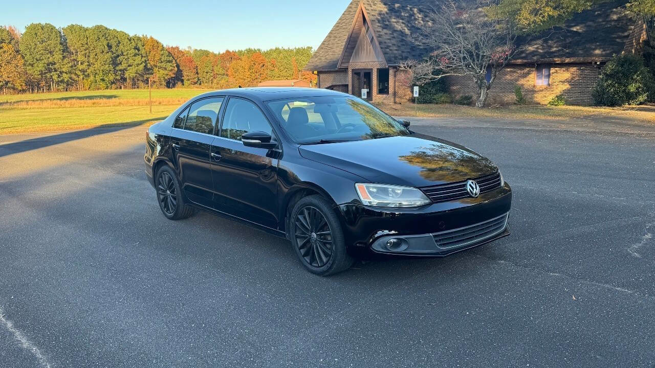 Used 2014 Volkswagen Jetta SEL image 2