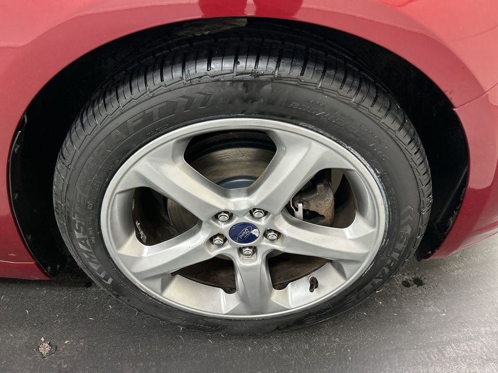 Used 2016 Ford Fusion SE image 8