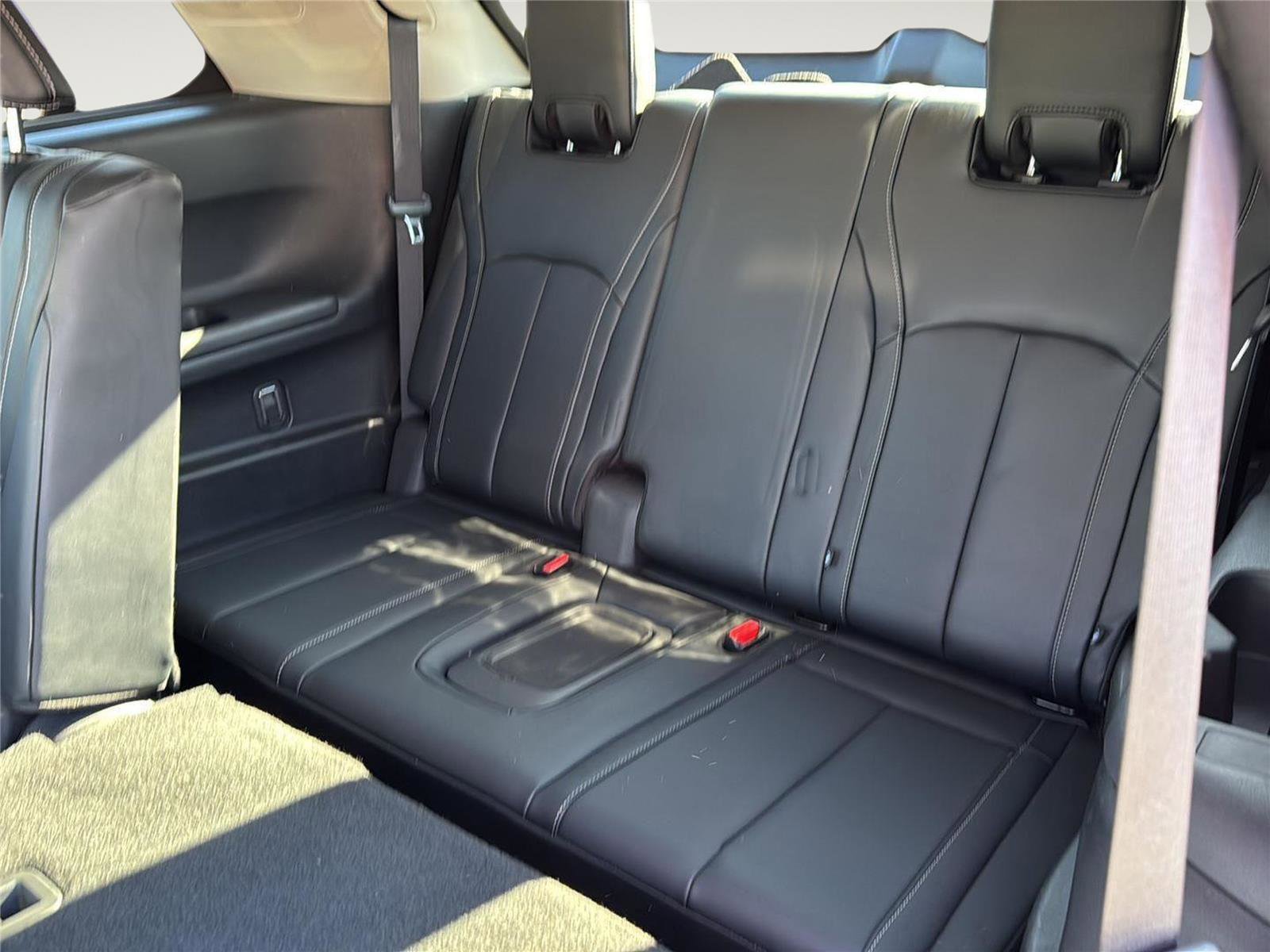 Used 2023 INFINITI QX60 Luxe image 30