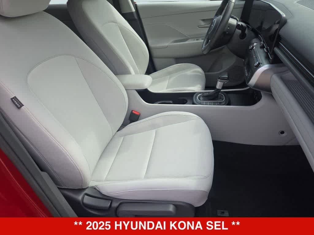 Used 2025 Hyundai Kona SEL AWD/4WD image 20