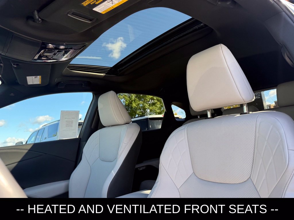 Certified 2025 Lexus RX 350h AWD/4WD image 9