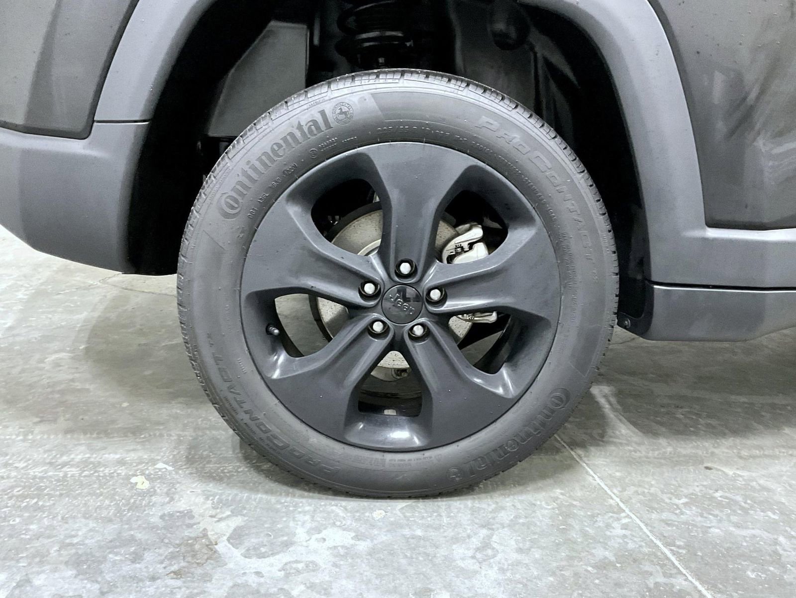 Used 2021 Jeep Compass Latitude image 22