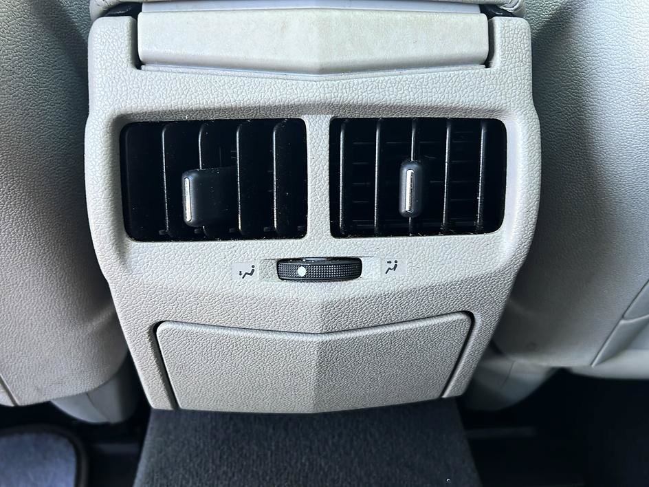 Used 2010 Cadillac CTS Premium AWD/4WD image 38