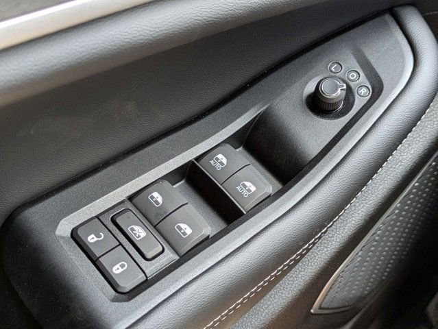 New 2026 Jeep Grand Cherokee L Limited w/ Luxury Tech Group II AWD/4WD image 25