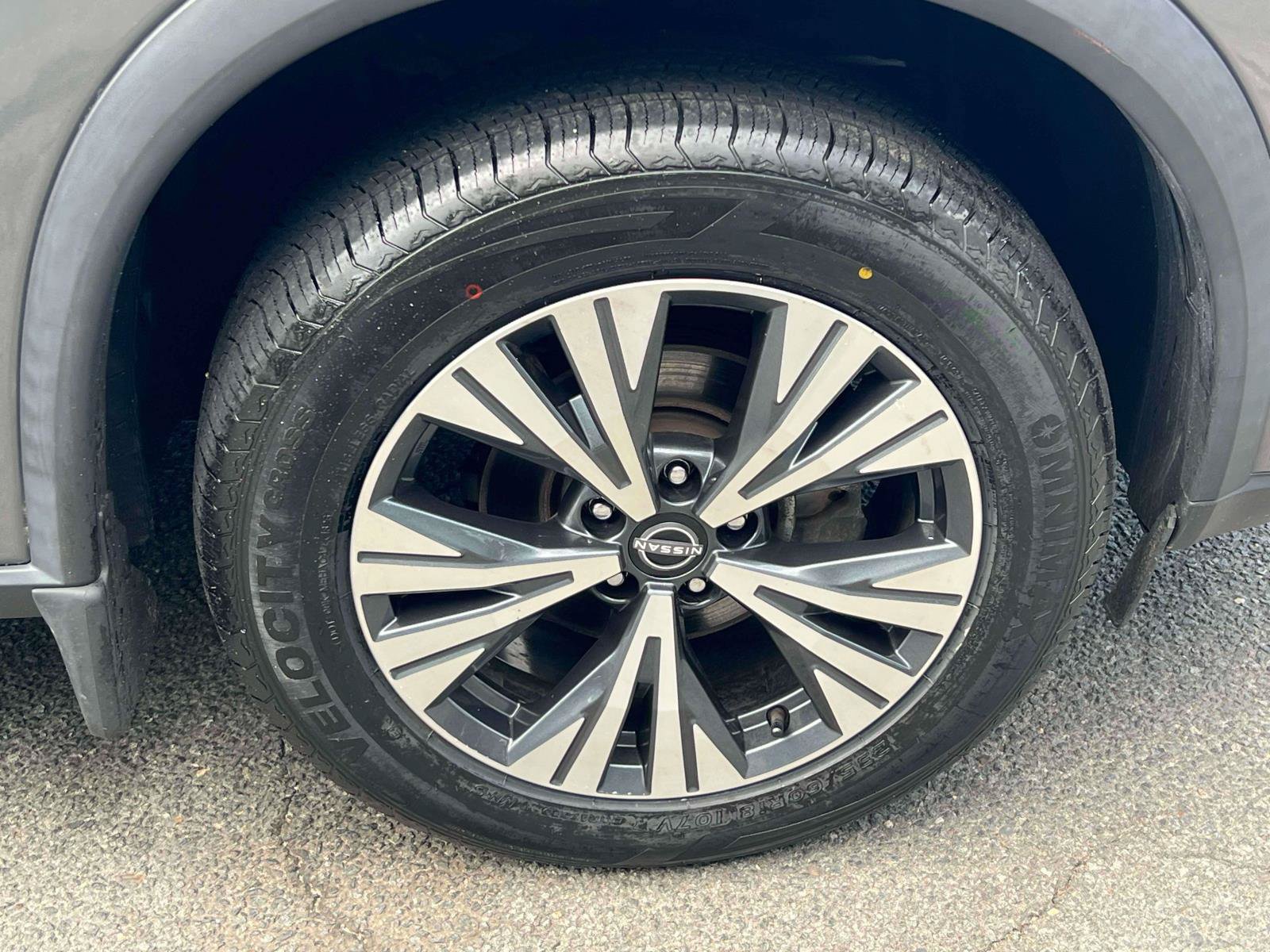 Used 2023 Nissan Rogue SV w/ SV Premium B Package AWD/4WD image 6