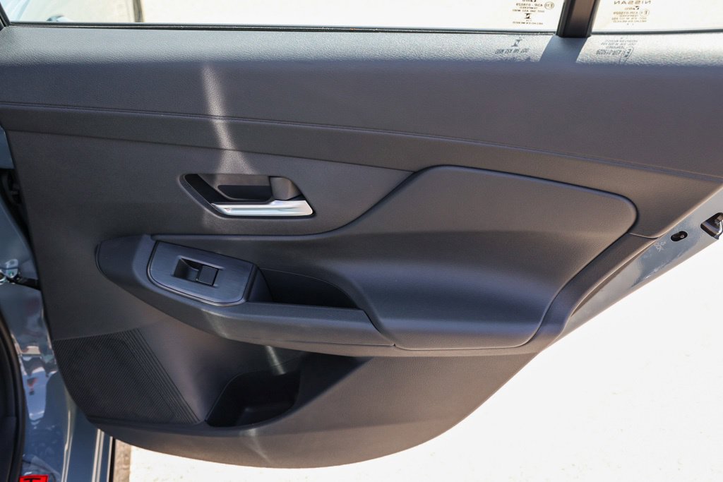 New 2027 Nissan Sentra SR FWD image 19