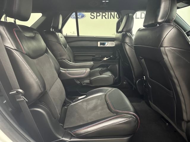 Certified 2024 Ford Explorer ST w/ Equipment Group 401A image 15