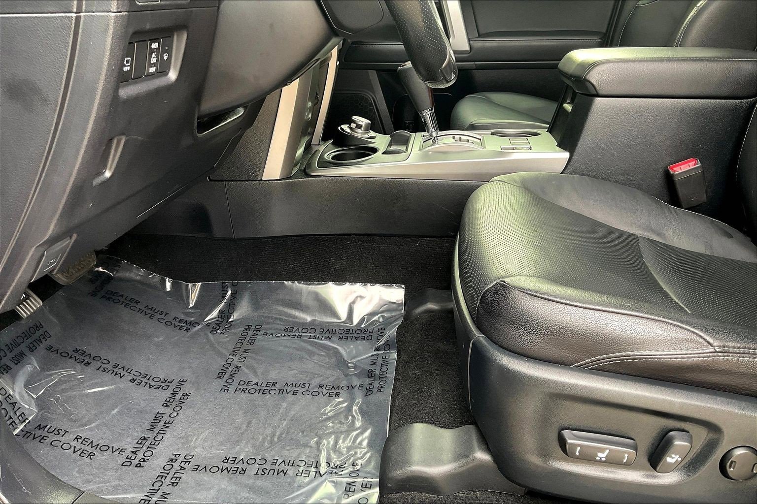 Used 2022 Toyota 4Runner Limited image 16