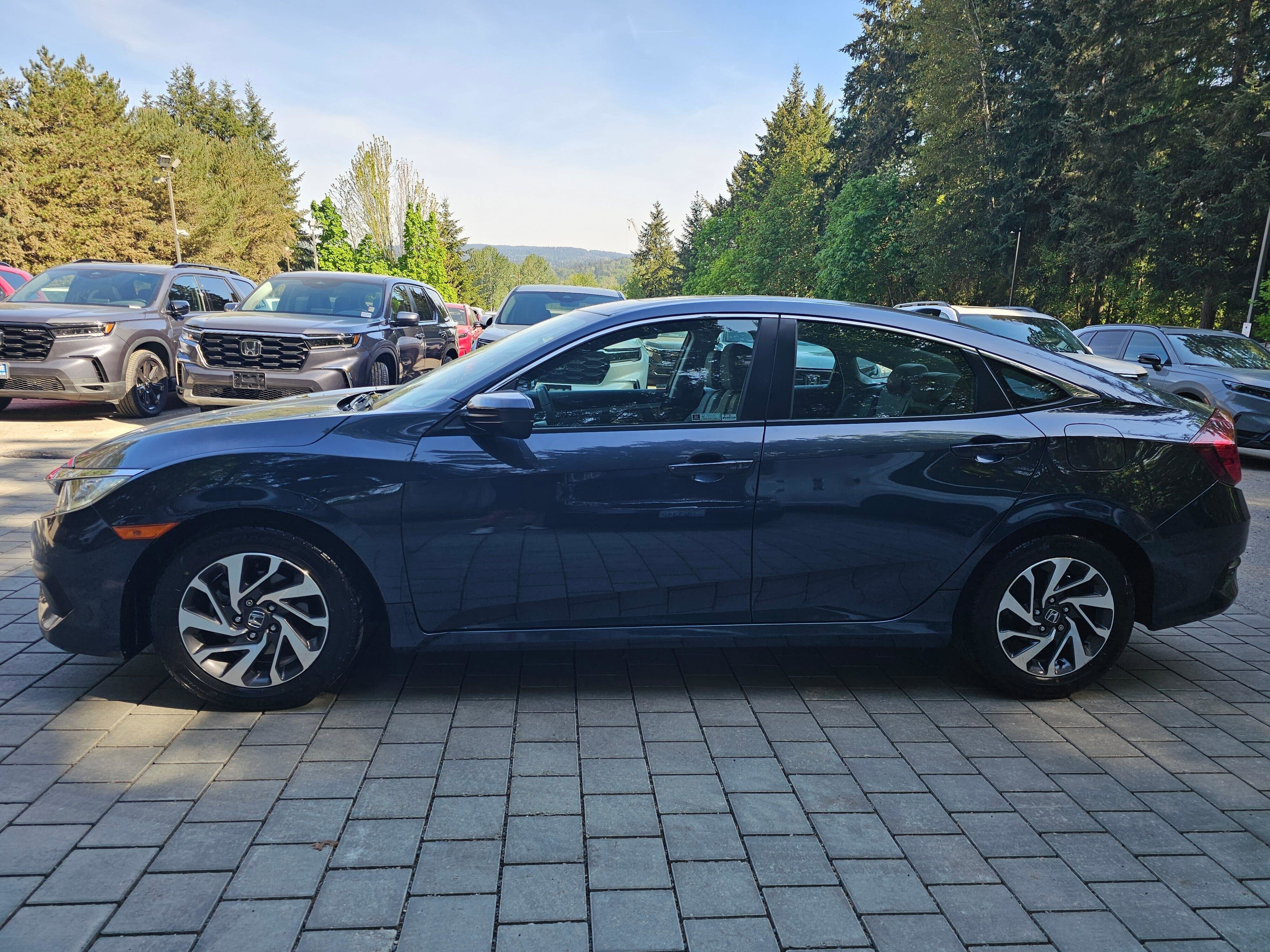 Used 2018 Honda Civic EX image 4