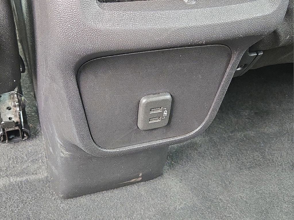 Used 2024 Chevrolet Equinox LS image 17