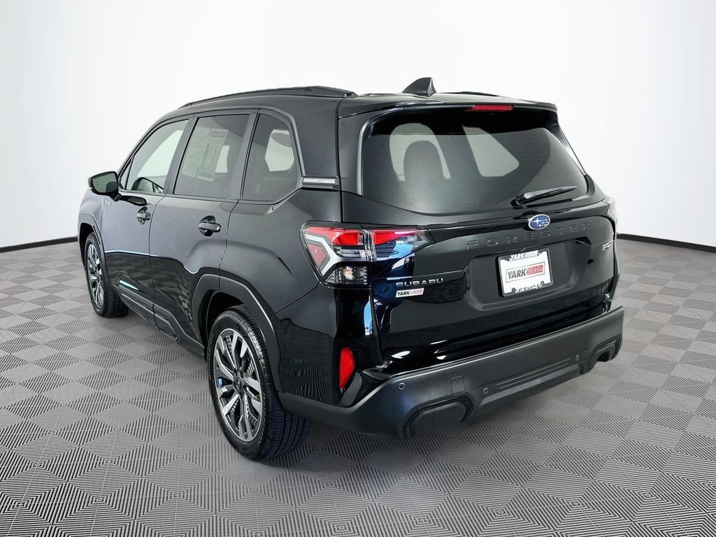 Used 2025 Subaru Forester Touring AWD/4WD image 7