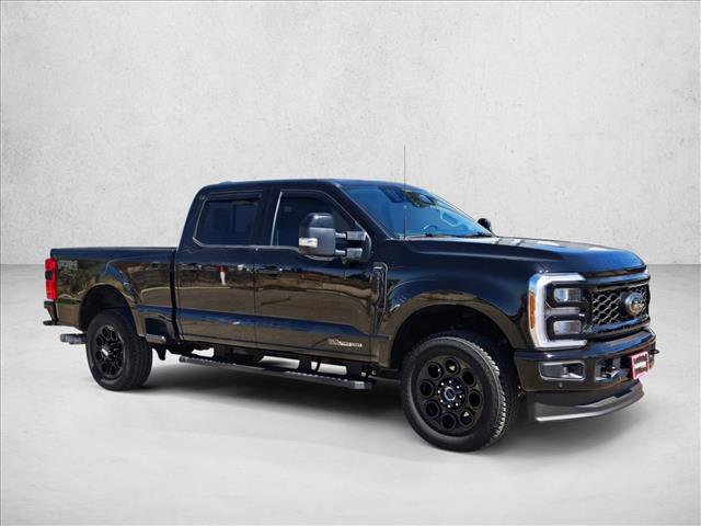 Used 2025 Ford F250 Lariat w/ Lariat Ultimate Package AWD/4WD video 3