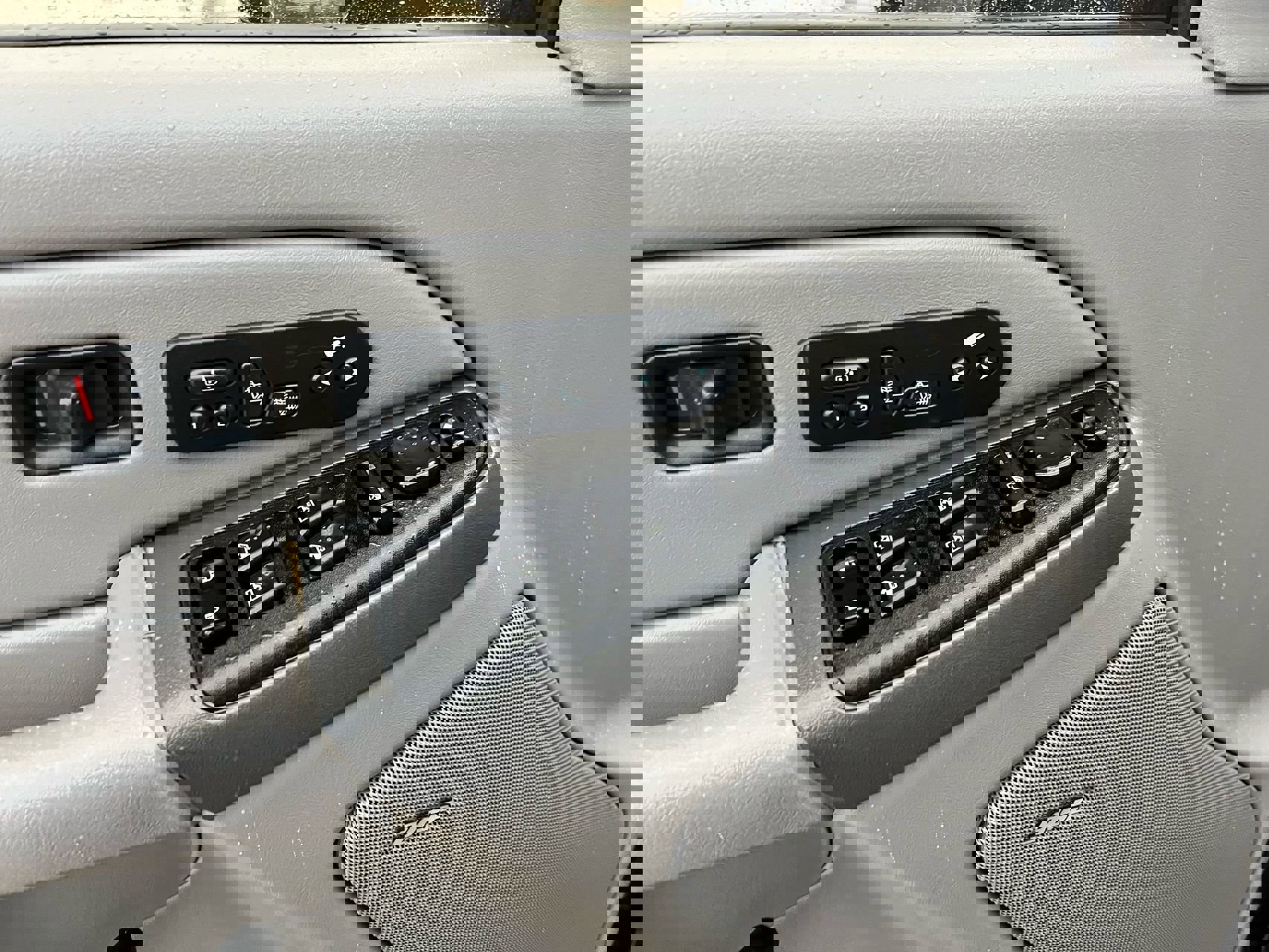 Used 2005 Chevrolet Avalanche Z66 w/ Preferred Equipment Group image 12