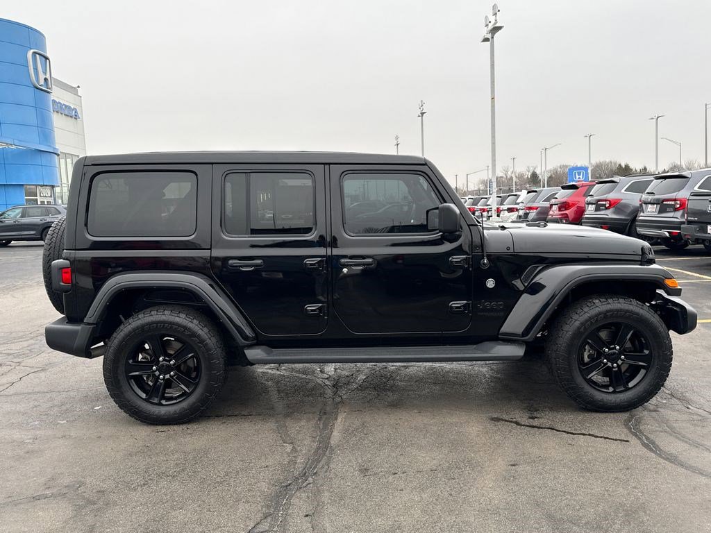 Used 2021 Jeep Wrangler Unlimited Sahara image 12