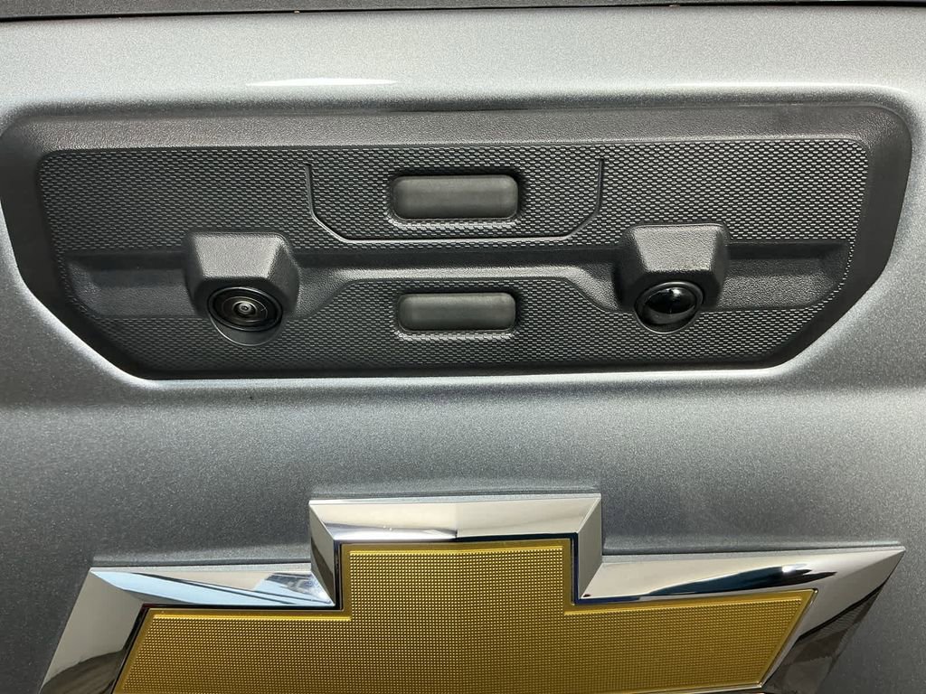 Used 2025 Chevrolet Silverado 2500 LT w/ All Star Edition image 19