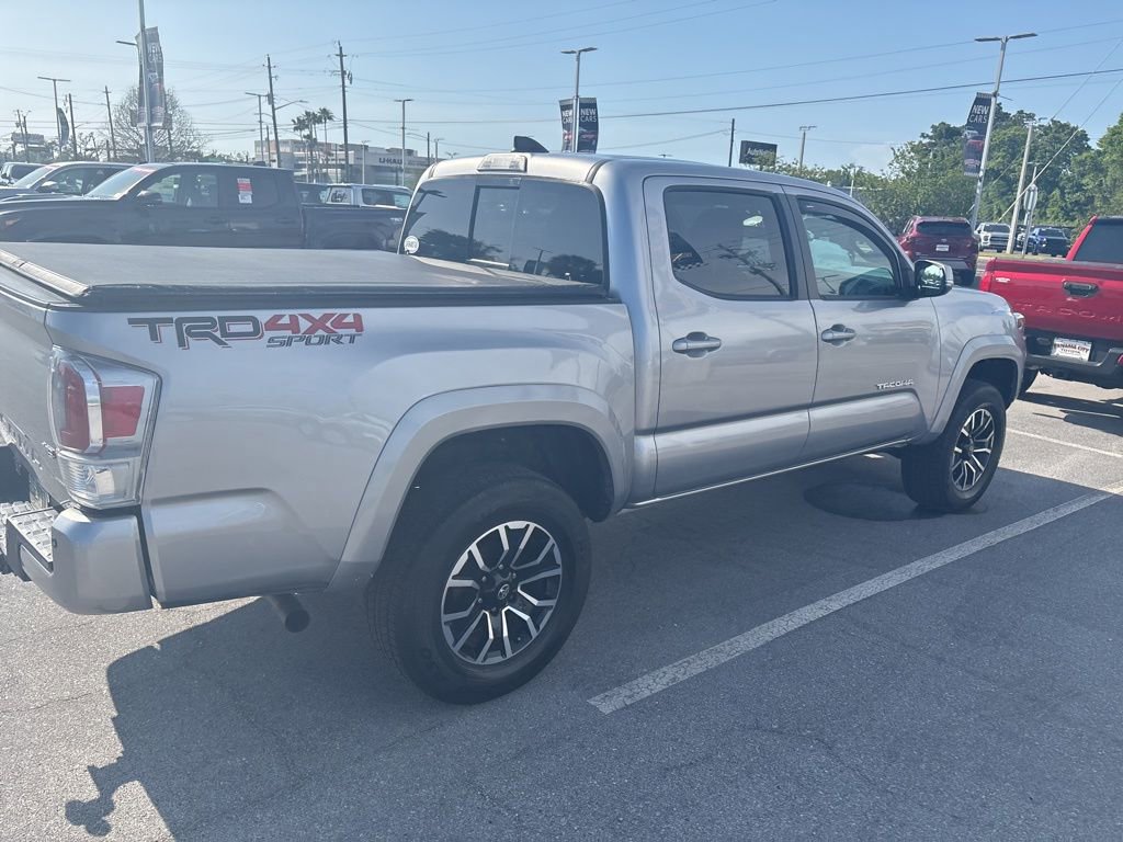 Used 2021 Toyota Tacoma TRD Sport w/ Technology Package image 13