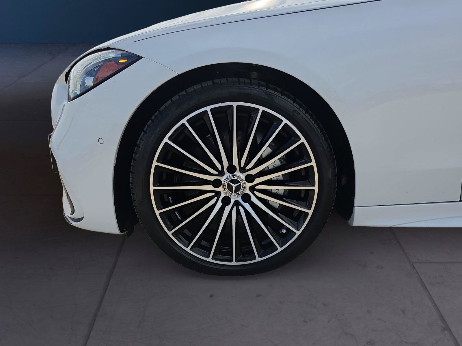 Used 2025 Mercedes-Benz C 300 Sedan image 14