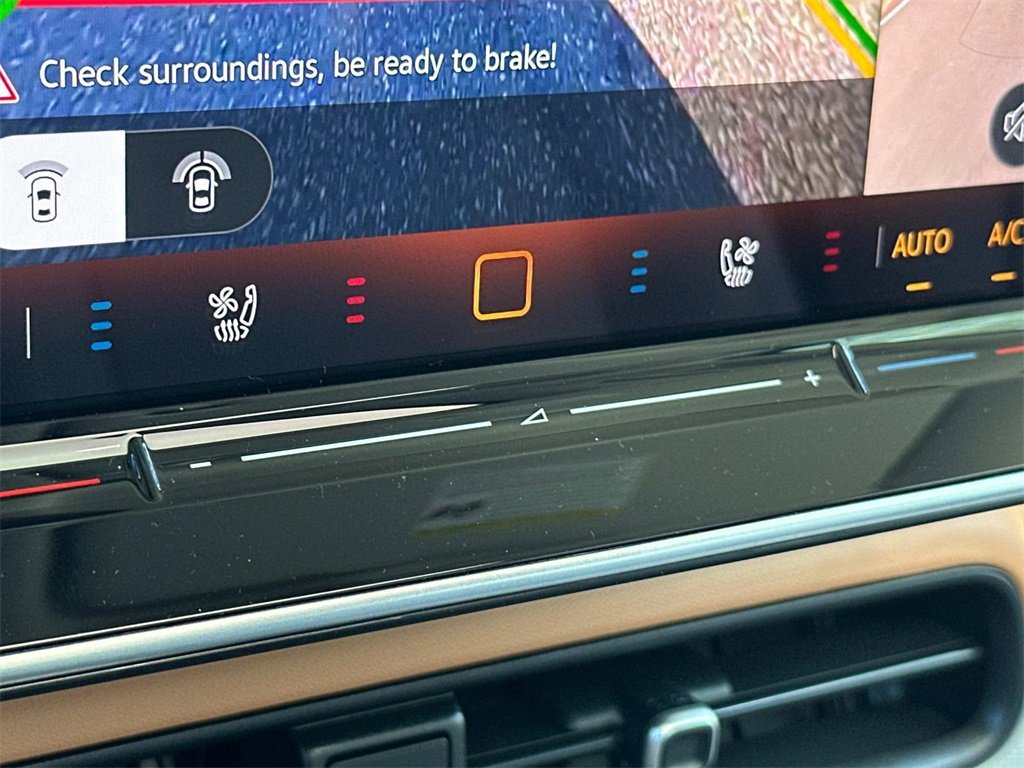 New 2025 Volkswagen ID. Buzz 1st Edition image 26