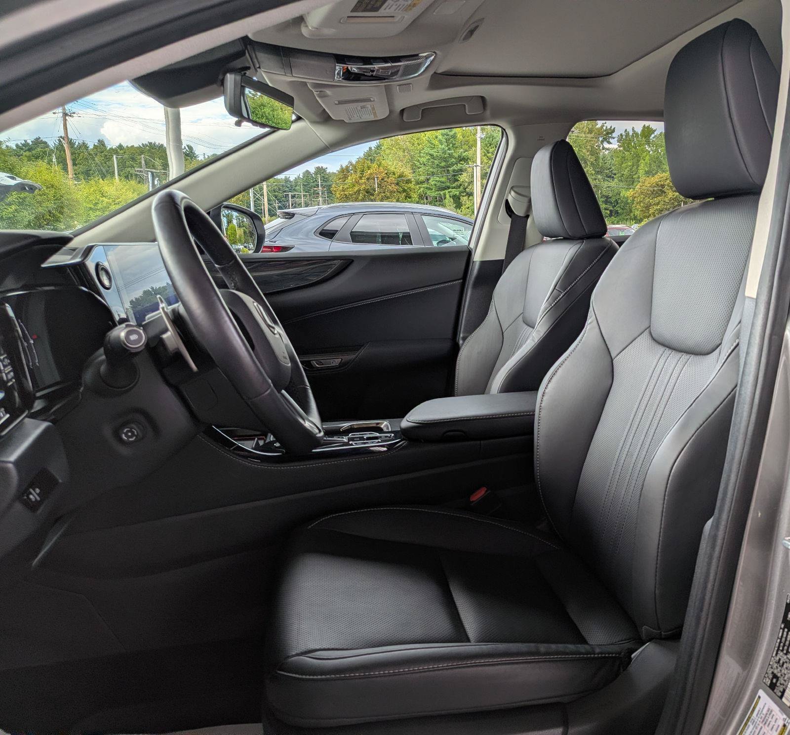 Used 2024 Lexus NX 350 AWD image 12