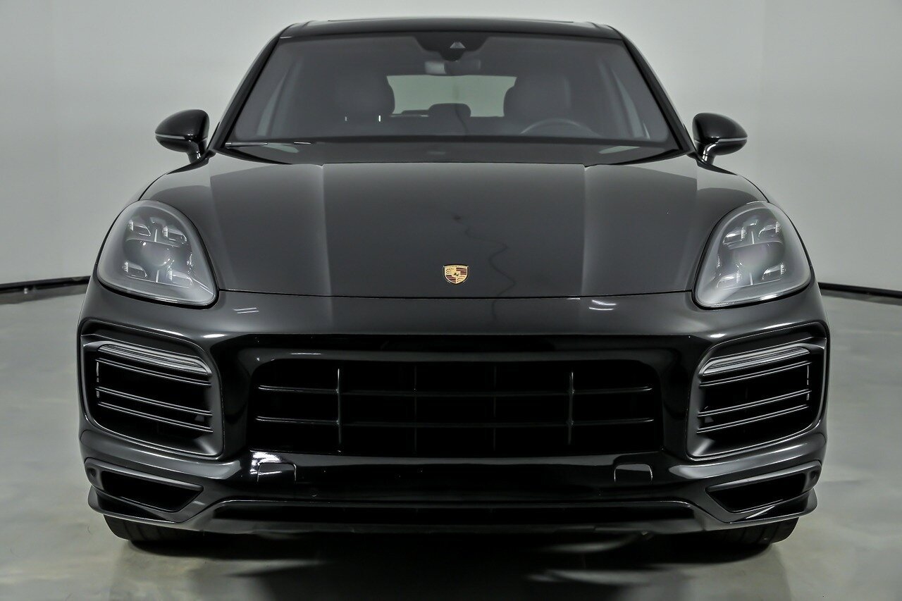 Used 2023 Porsche Cayenne GTS AWD/4WD image 5