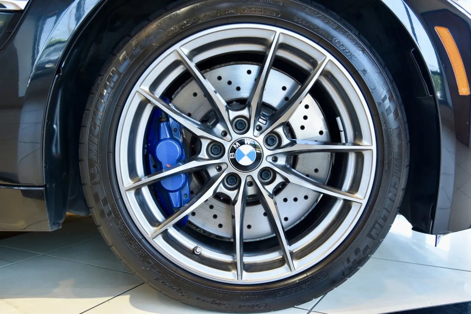 Used 2018 BMW M3 RWD image 10