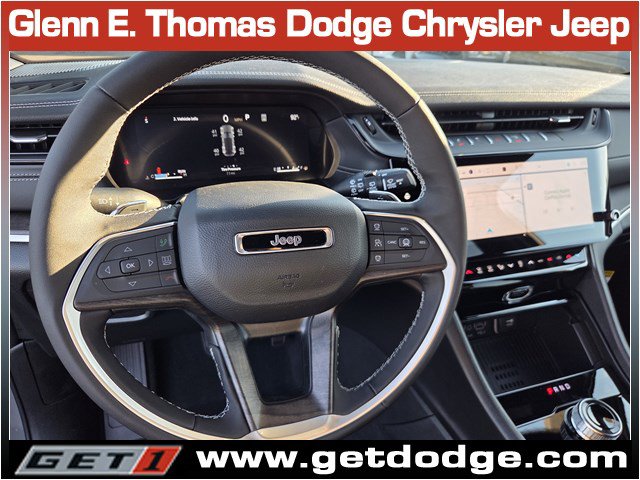 New 2027 Jeep Grand Cherokee Altitude RWD image 10