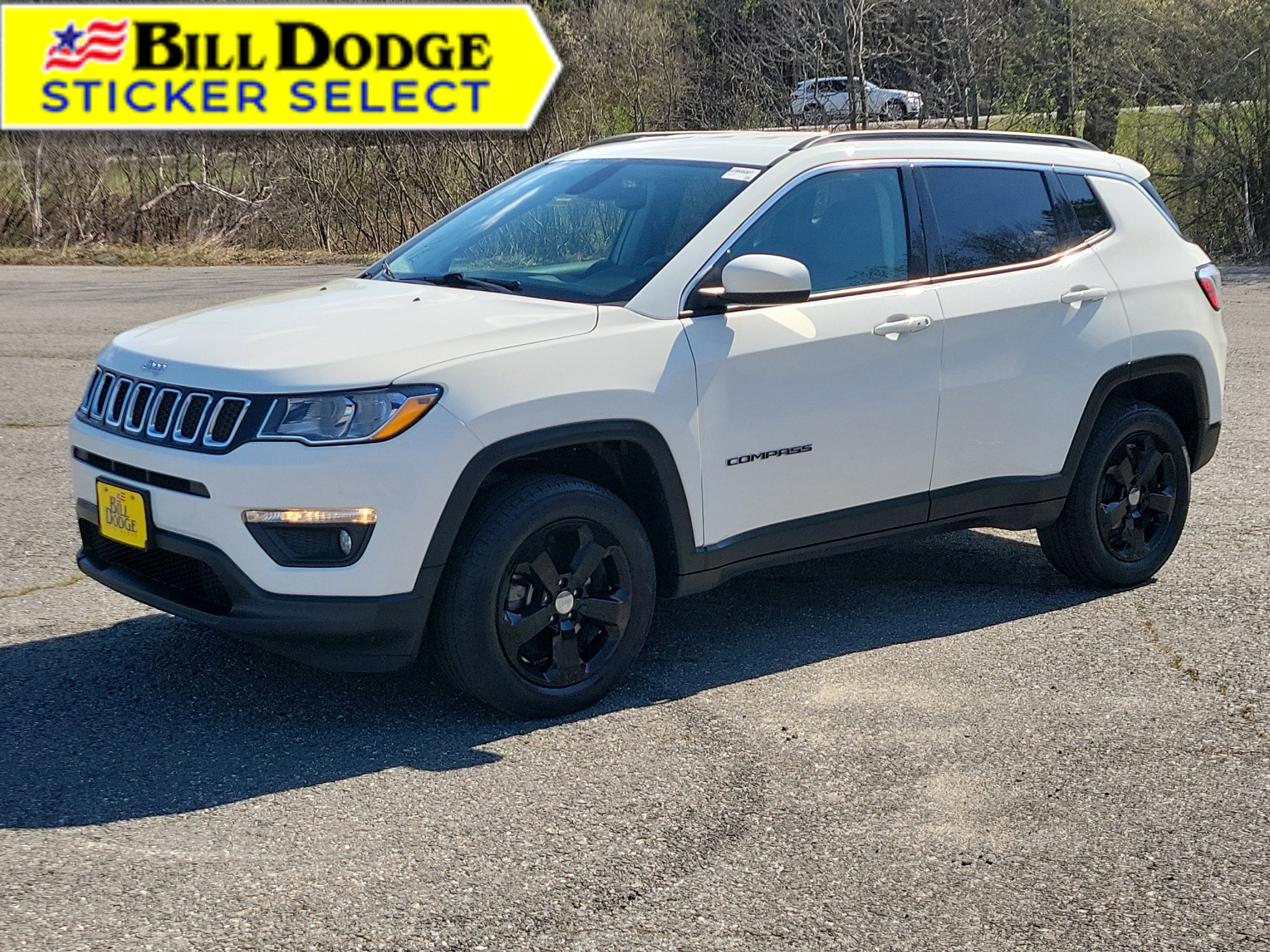 Used 2019 Jeep Compass Latitude w/ Popular Equipment Group AWD/4WD image 1