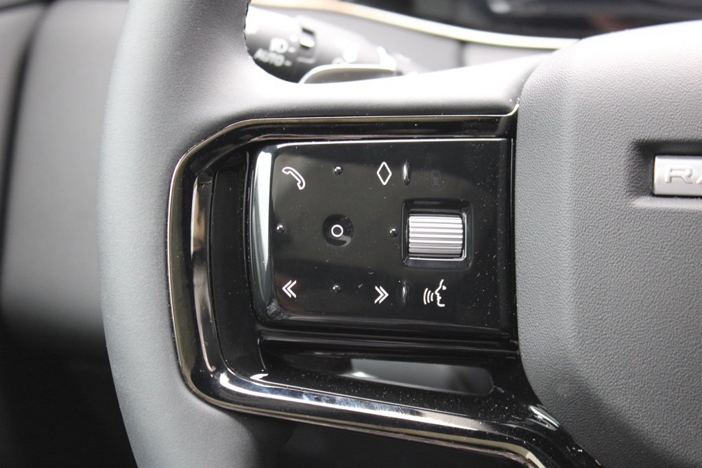 Used 2026 Land Rover Range Rover Evoque S image 20