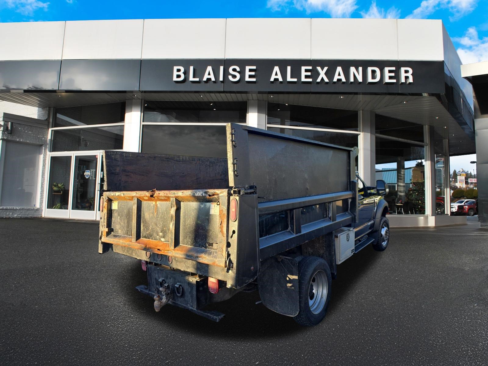 Used 2020 Ford F550 4x4 Regular Cab Super Duty image 3