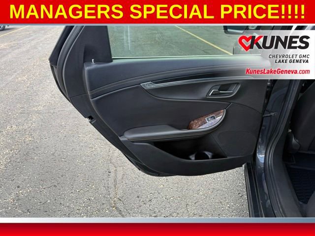 Used 2015 Chevrolet Impala LT w/ Convenience Package FWD image 17