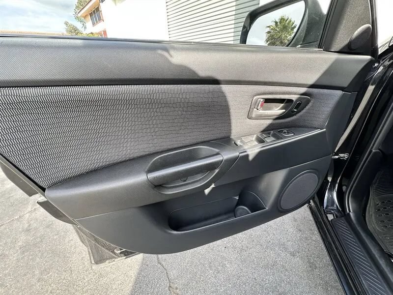 Used 2008 MAZDA MAZDA3 i Touring FWD image 23
