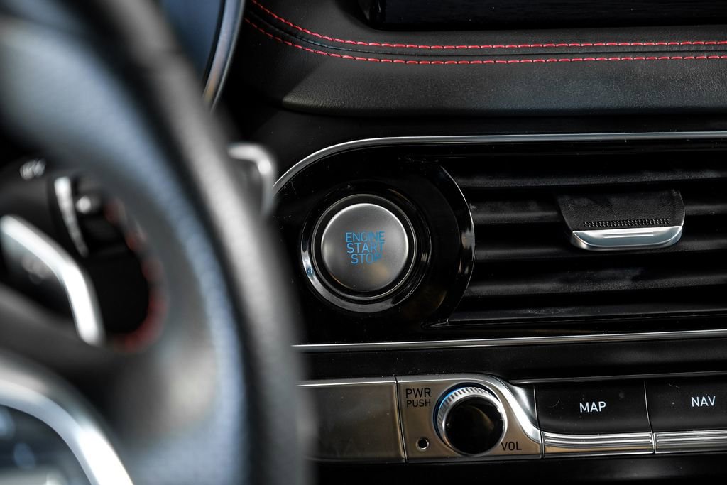 Used 2022 Genesis G70 3.3T w/ Sport Prestige Package image 20