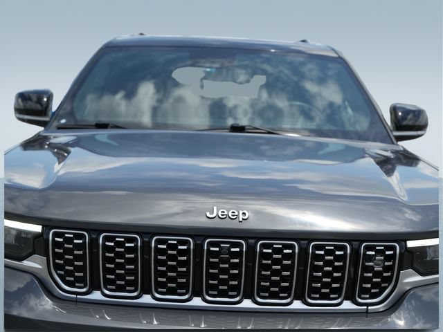 Used 2023 Jeep Grand Cherokee L Summit w/ Advanced Protech Group IV AWD/4WD image 45
