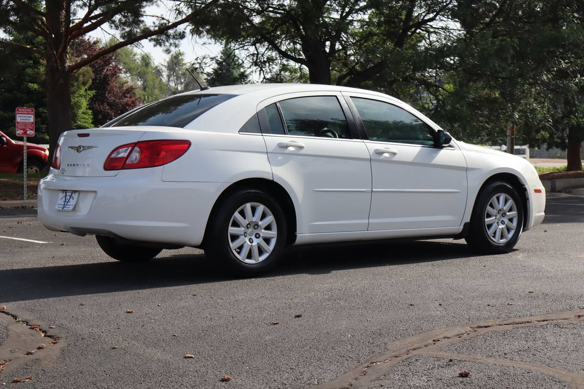 Used 2008 Chrysler Sebring LX FWD image 5