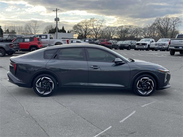 Used 2025 Kia K4 EX image 8