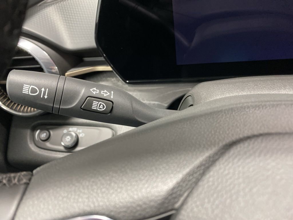 New 2026 Chevrolet Trax ACTIV w/ Sunroof Package image 37