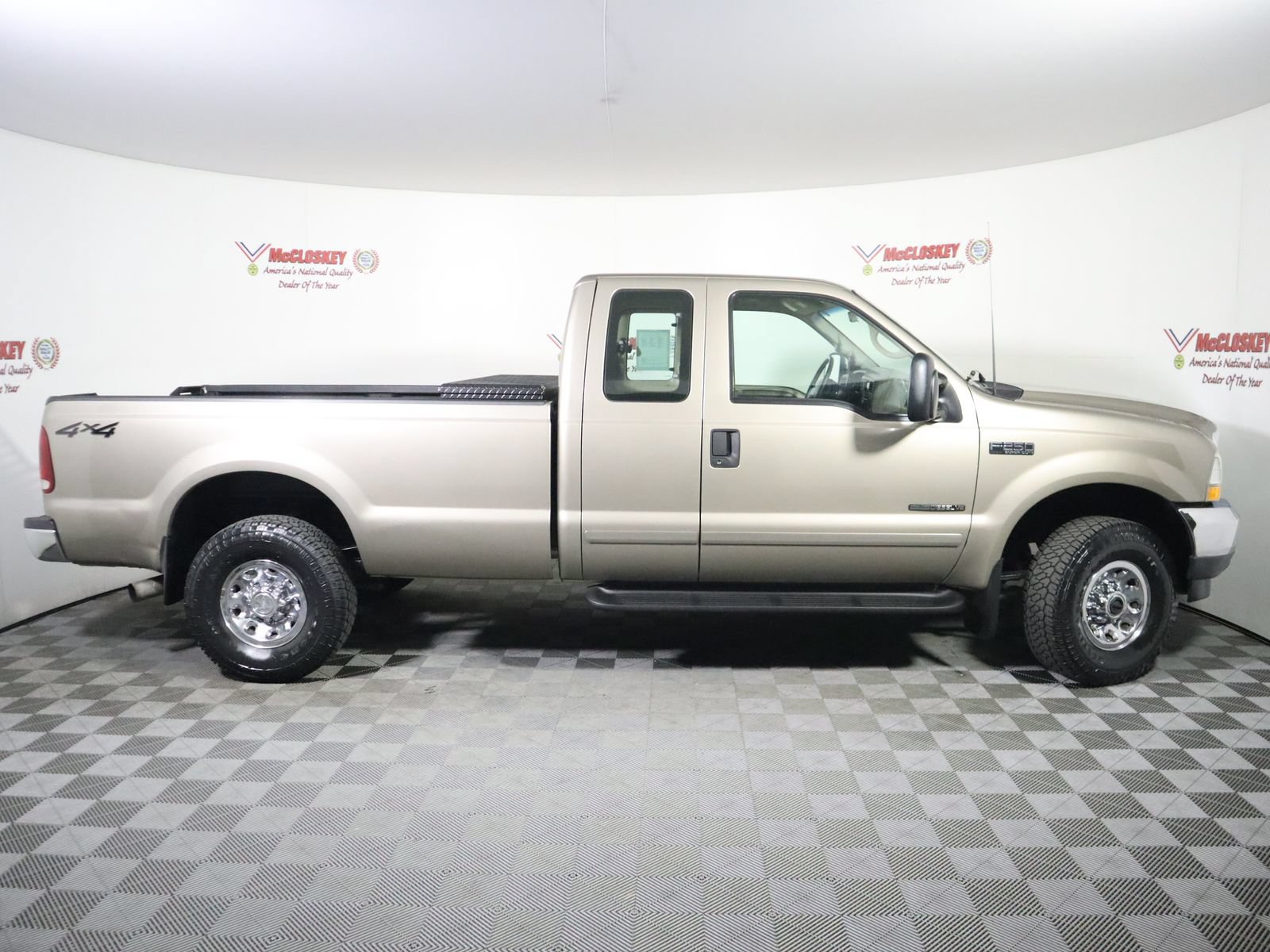 Used 2002 Ford F250 XLT AWD/4WD image 3